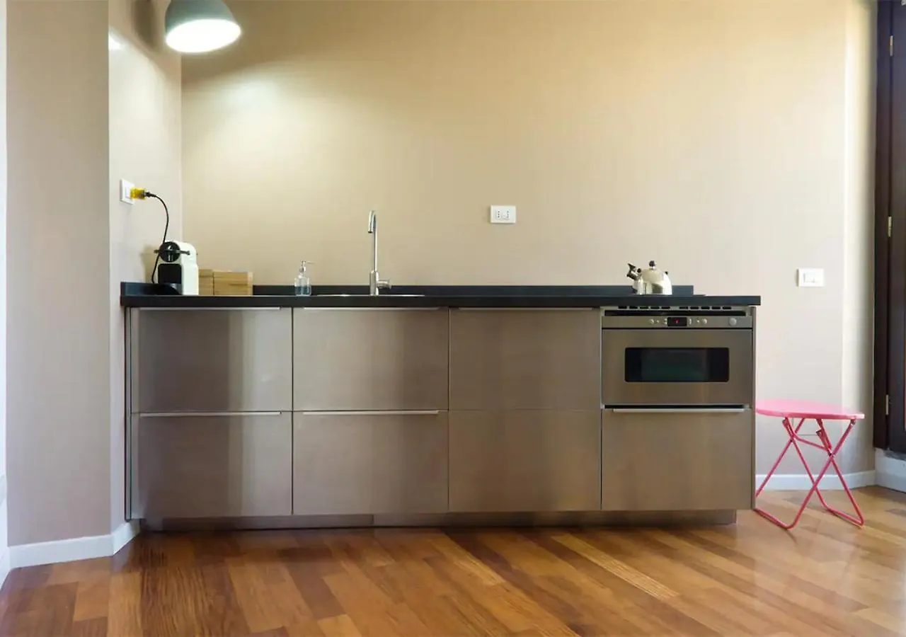 Italian Residencies - Valpetrosa 10 0*, Milan